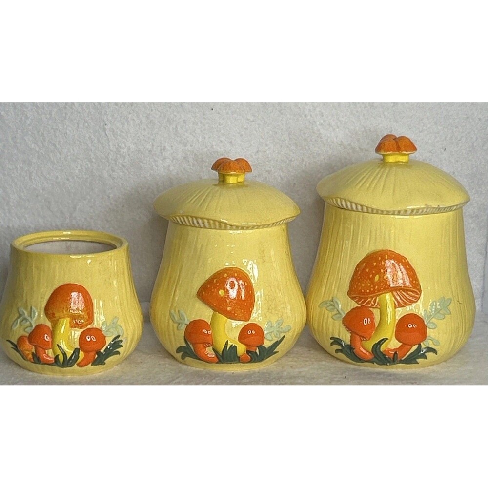 Arnels Mushroom Ceramic Canisters Set Of 3 With 2 Lids Yellow 1970s Brady Bunch